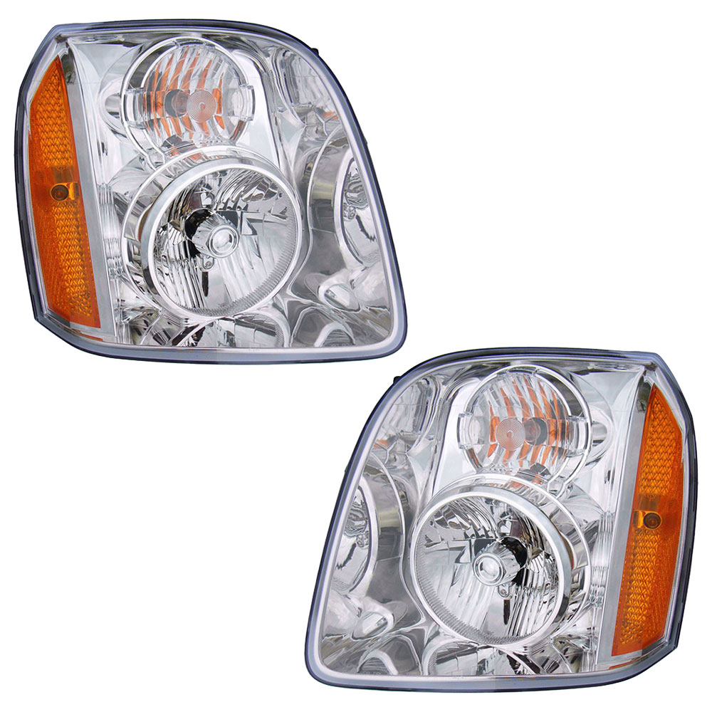 2007 GMC Yukon Headlight Assembly Pair Pair of Headlight Assemblies