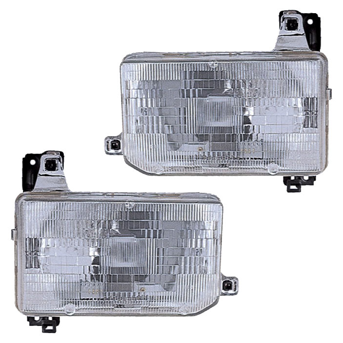 Nissan Pick-Up Truck Headlight Assembly Pair