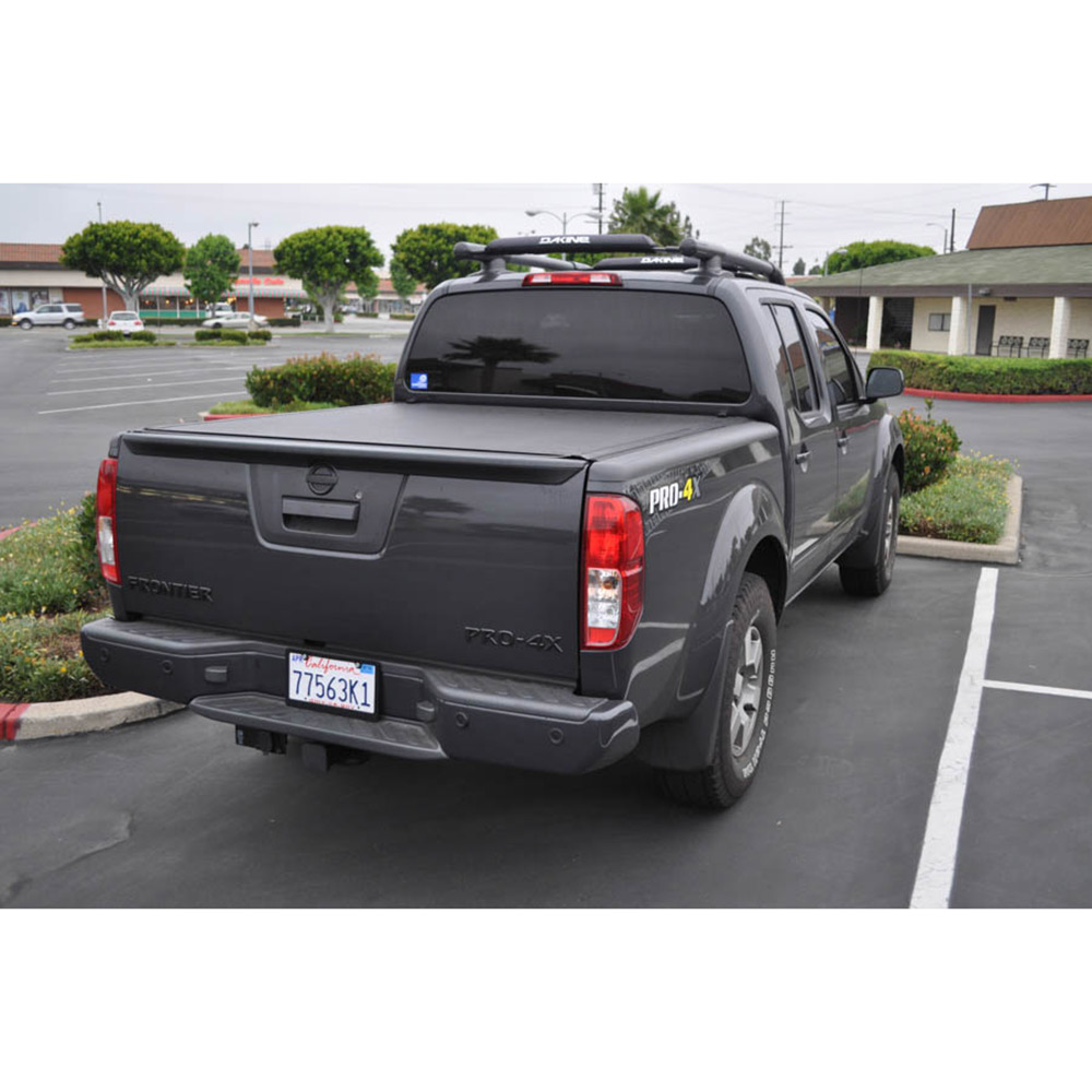 2014 Nissan Frontier Tonneau Cover 59.5 inch Bed RollX 1491853 BK