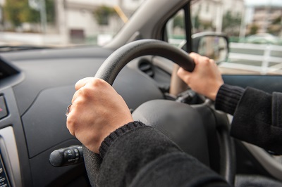 shaking steering wheel