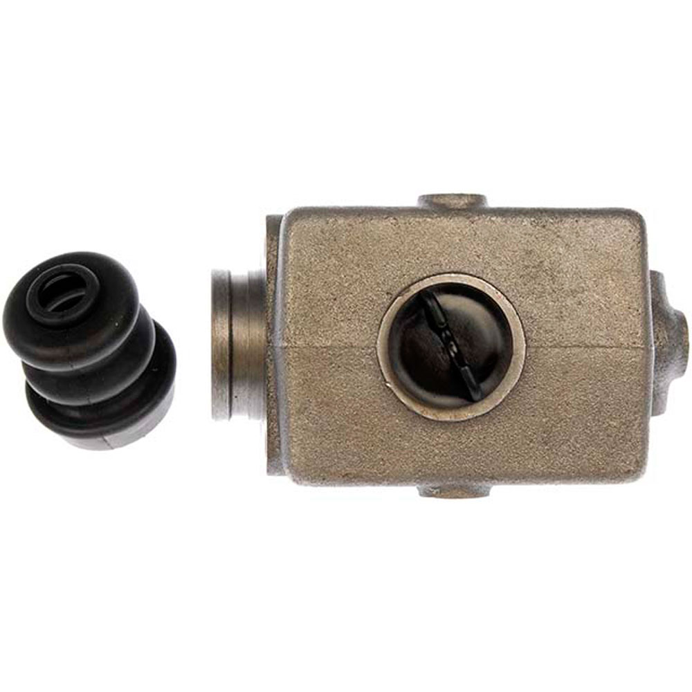 1982 International S1925 Brake Master Cylinder