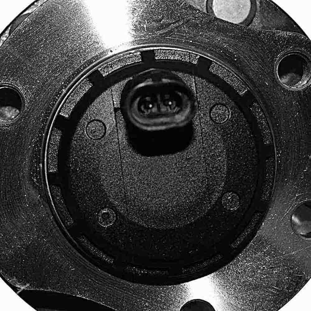 2006 Pontiac GTO Wheel Hub Assembly