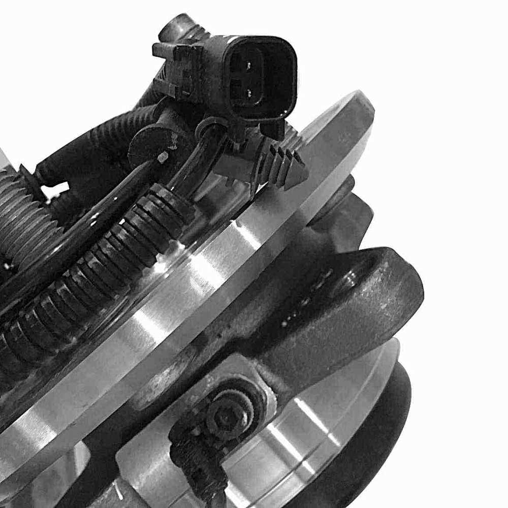 2013 Ford Expedition Wheel Hub Assembly