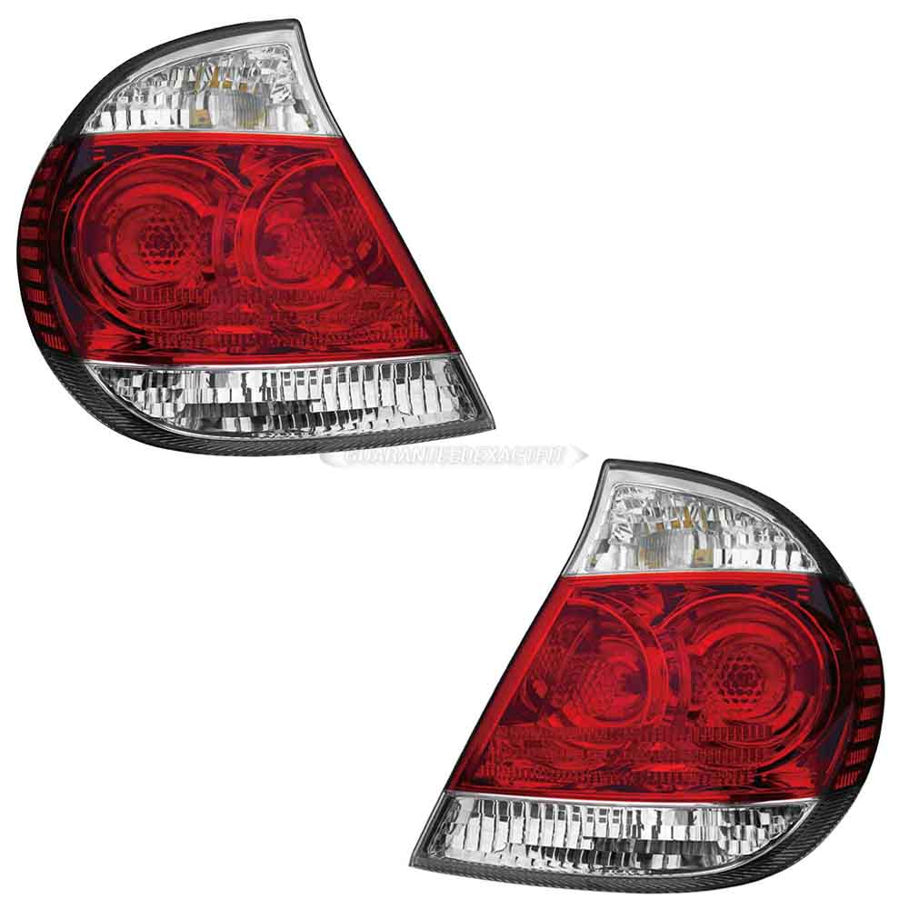 2005 Toyota Camry Tail Light Assembly Pair