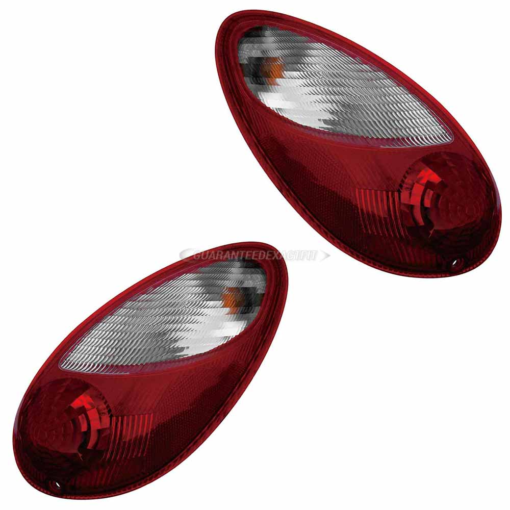 2007 Chrysler PT Cruiser Tail Light Assembly Pair