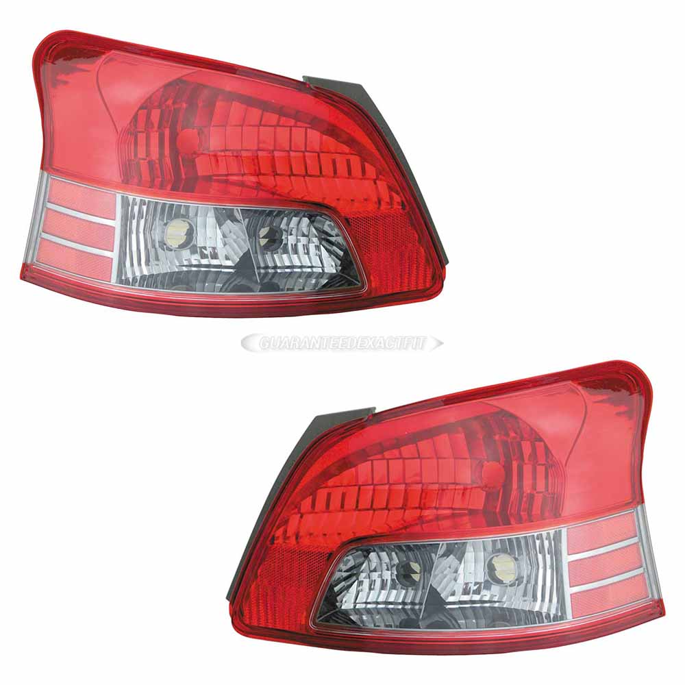 2009 Toyota Yaris Tail Light Assembly Pair