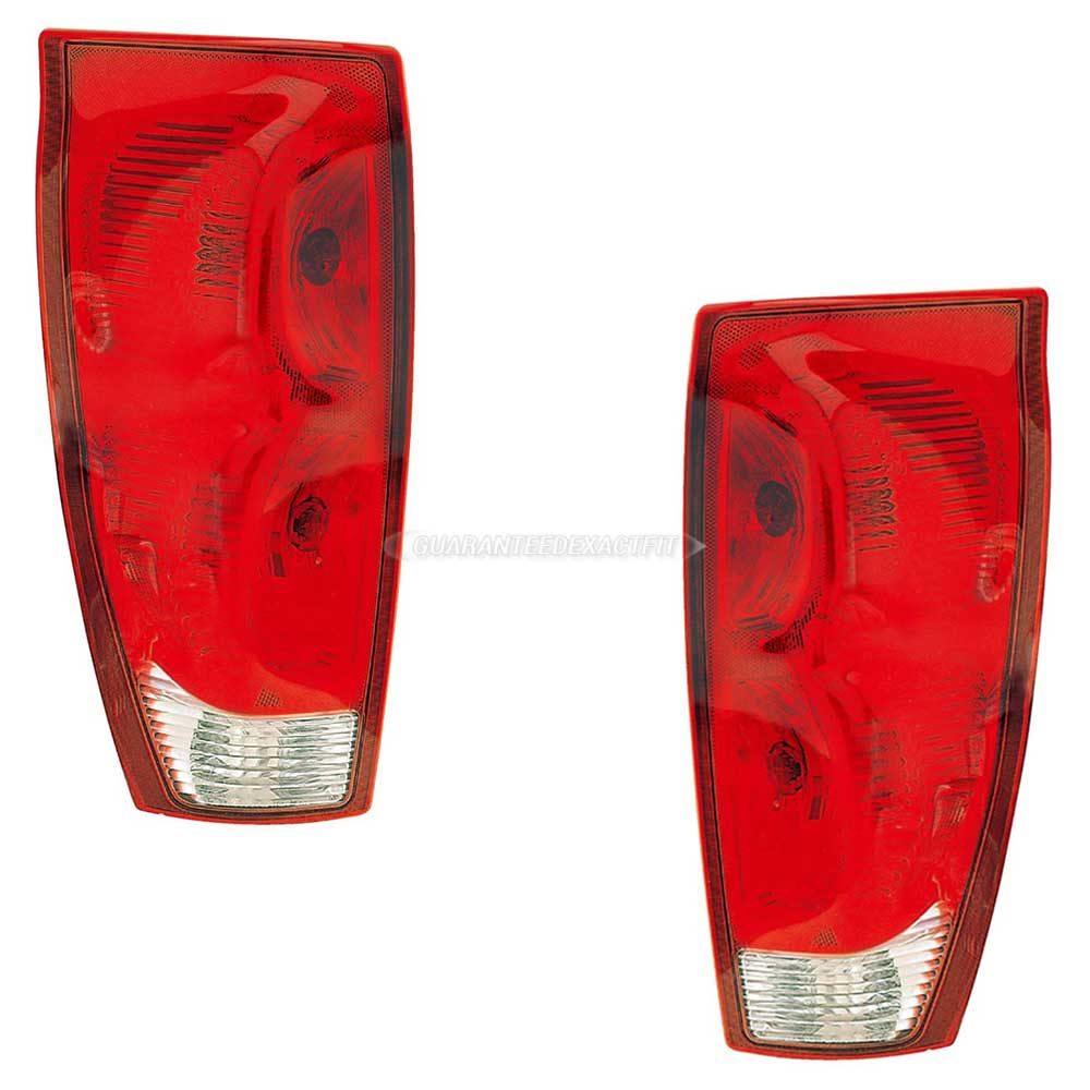 2003 Chevrolet Avalanche 2500 Tail Light Assembly Pair