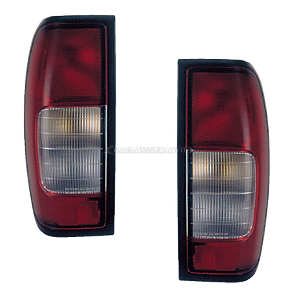 2003 Nissan Frontier Tail Light Assembly Pair
