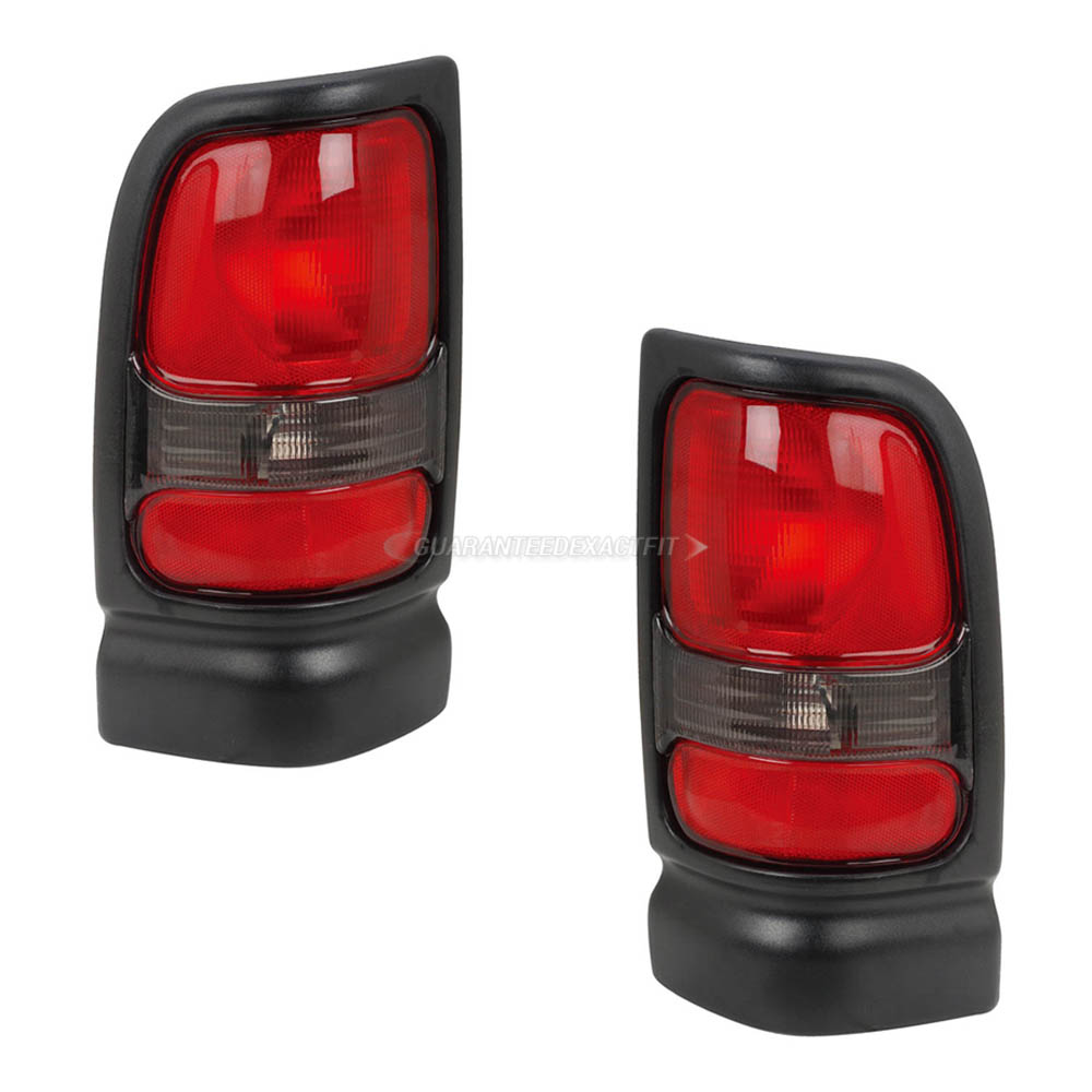 2000 Dodge Ram Trucks Tail Light Assembly Pair