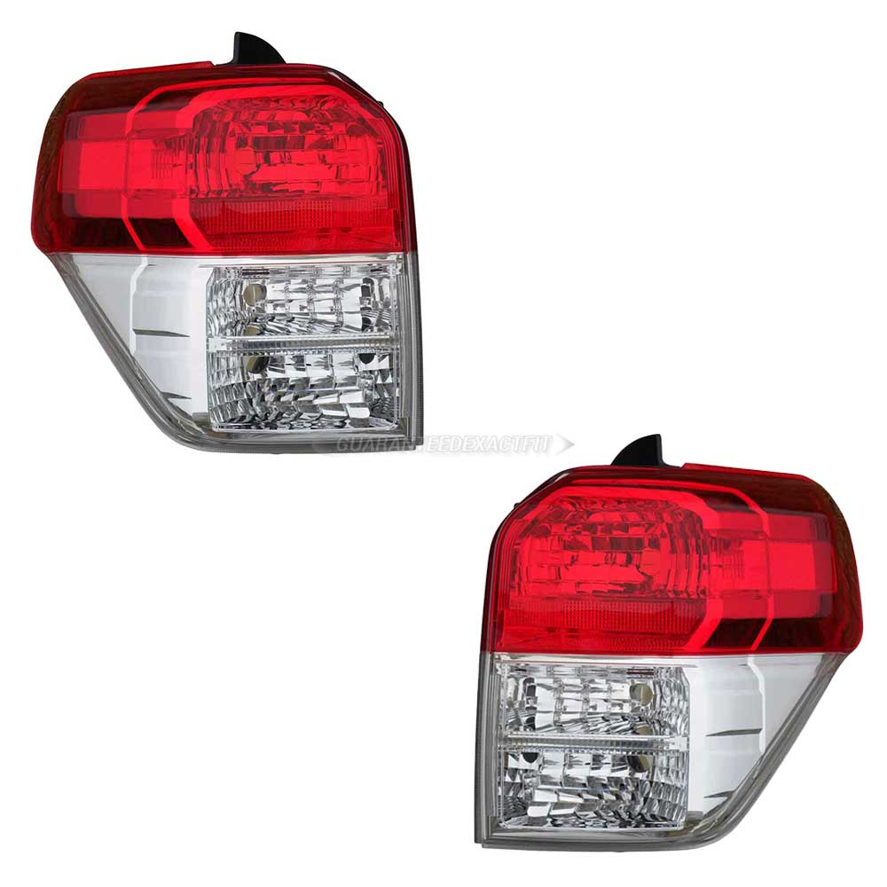 2012 Toyota 4Runner Tail Light Assembly Pair