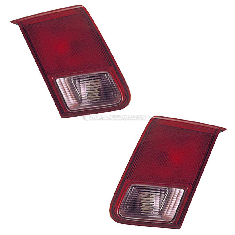 2001 Honda Civic Tail Light Assembly Pair