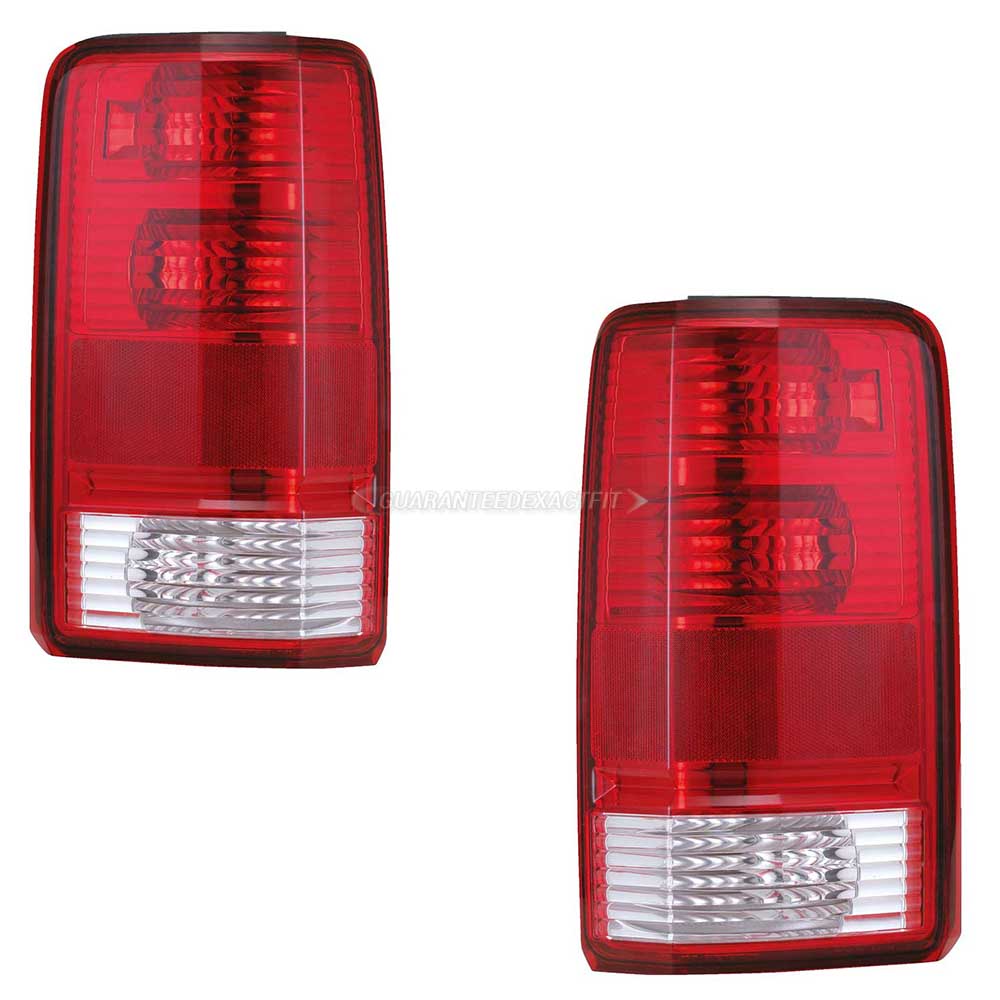 2011 Dodge Nitro Tail Light Assembly Pair