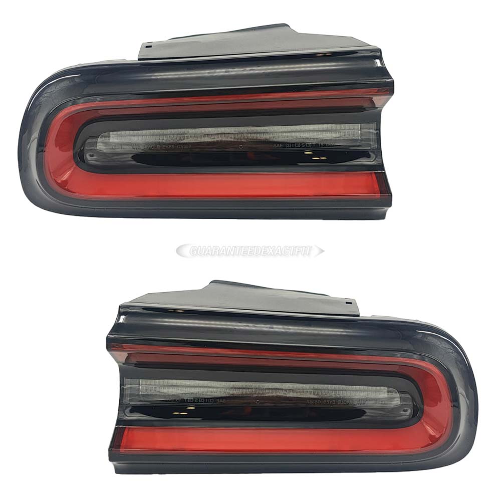 2021 Dodge Challenger Tail Light Assembly Pair