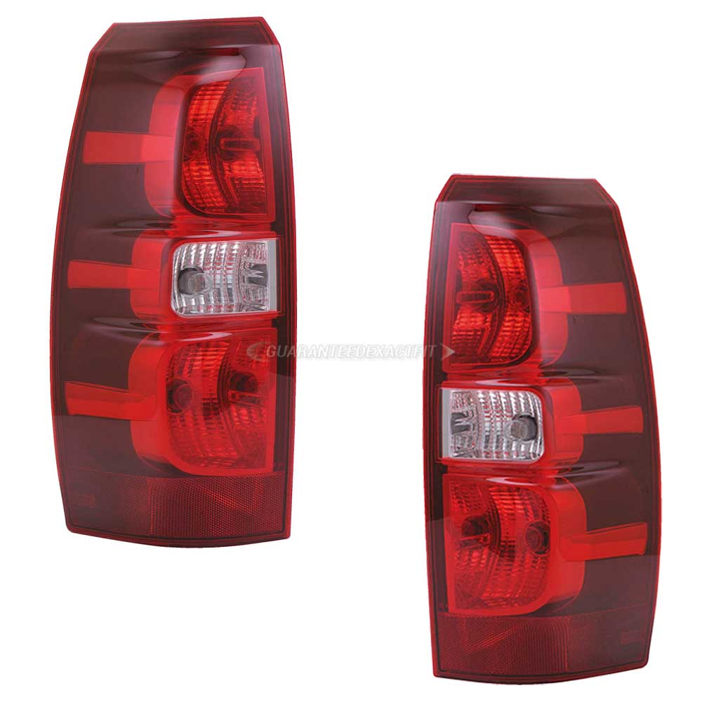 2012 Chevrolet Avalanche Tail Light Assembly Pair