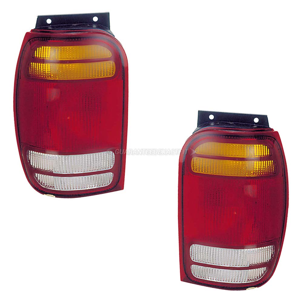 2000 Ford Explorer Tail Light Assembly Pair