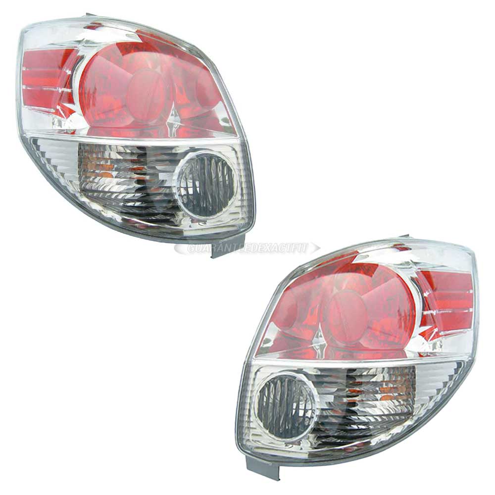 2007 Toyota Matrix Tail Light Assembly Pair