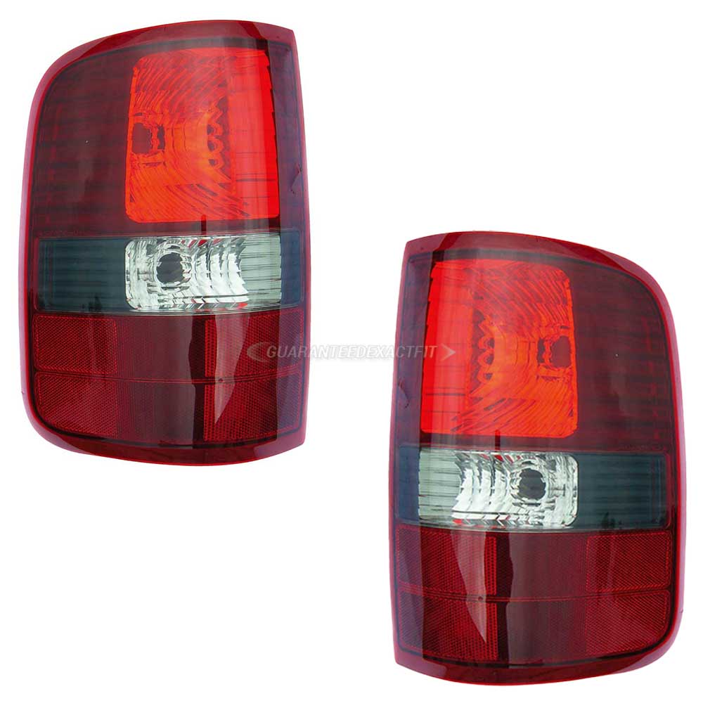 2006 Ford F Series Trucks Tail Light Assembly Pair