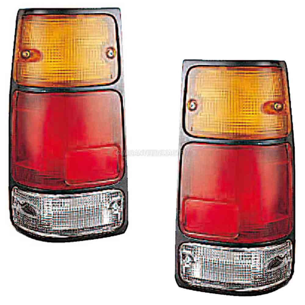 1992 Isuzu Rodeo Tail Light Assembly Pair
