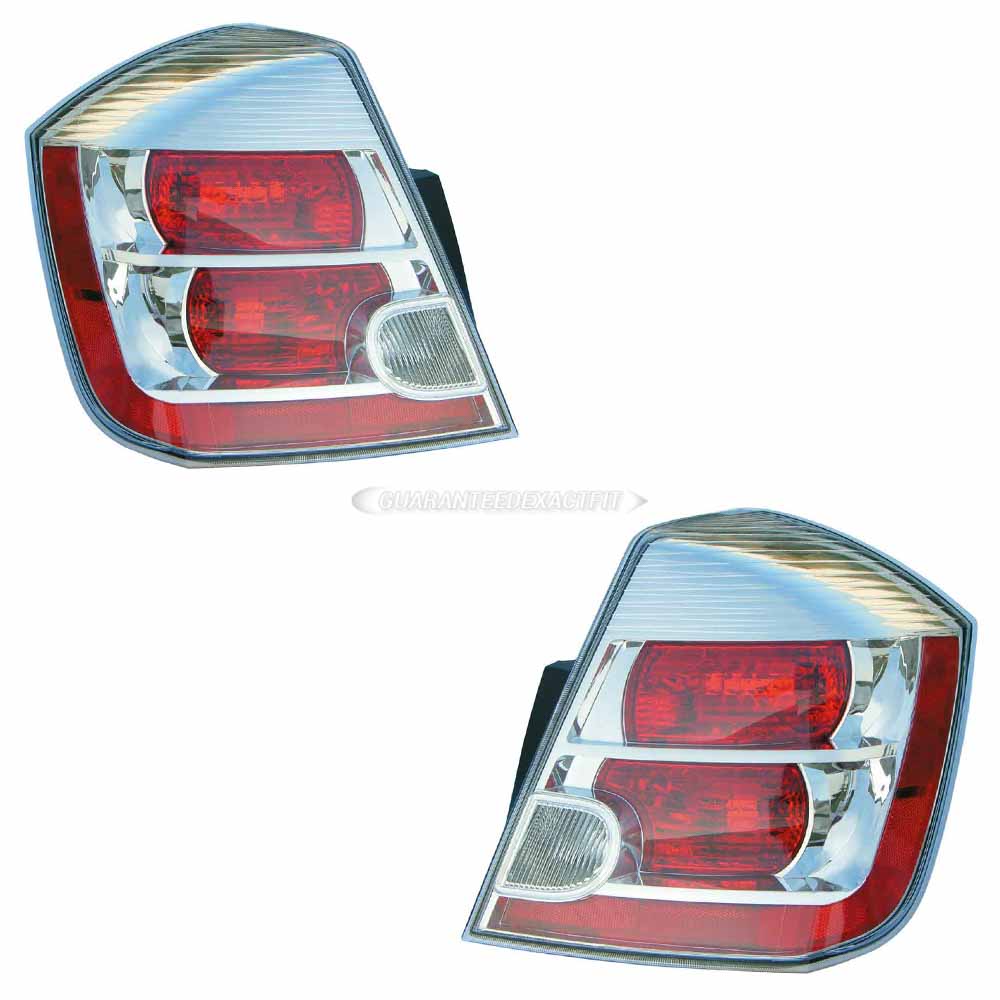 2007 Nissan Sentra Tail Light Assembly Pair