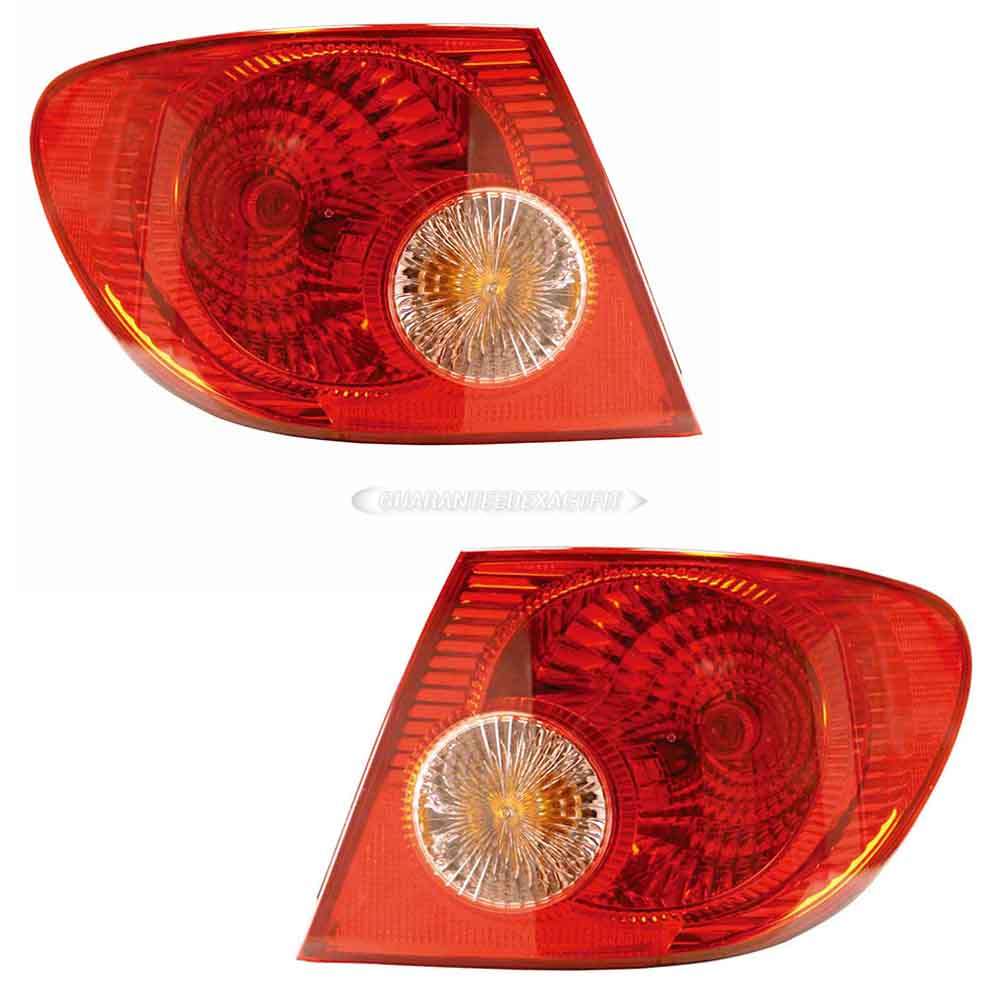 2007 Toyota Corolla Tail Light Assembly Pair