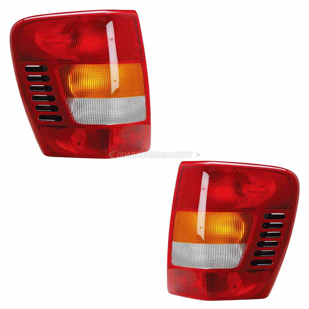 2003 Jeep Grand Cherokee Tail Light Assembly Pair