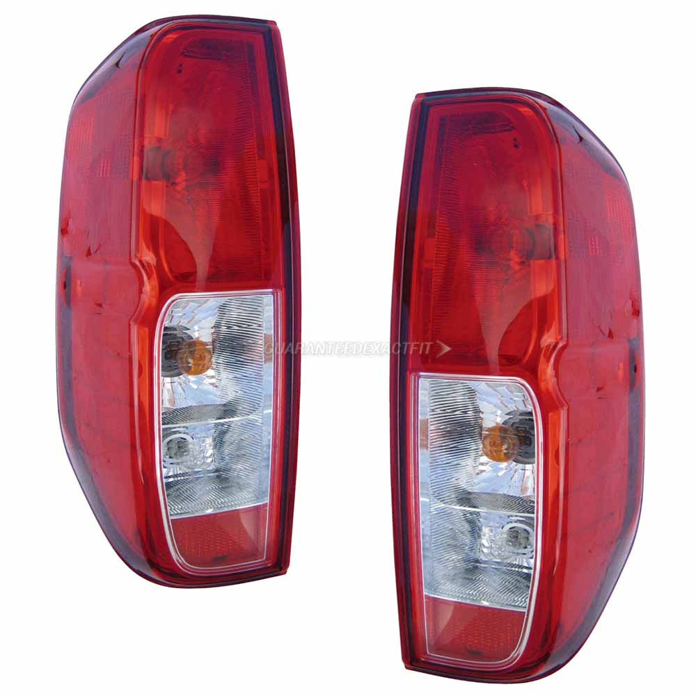 2012 Nissan Frontier Tail Light Assembly Pair