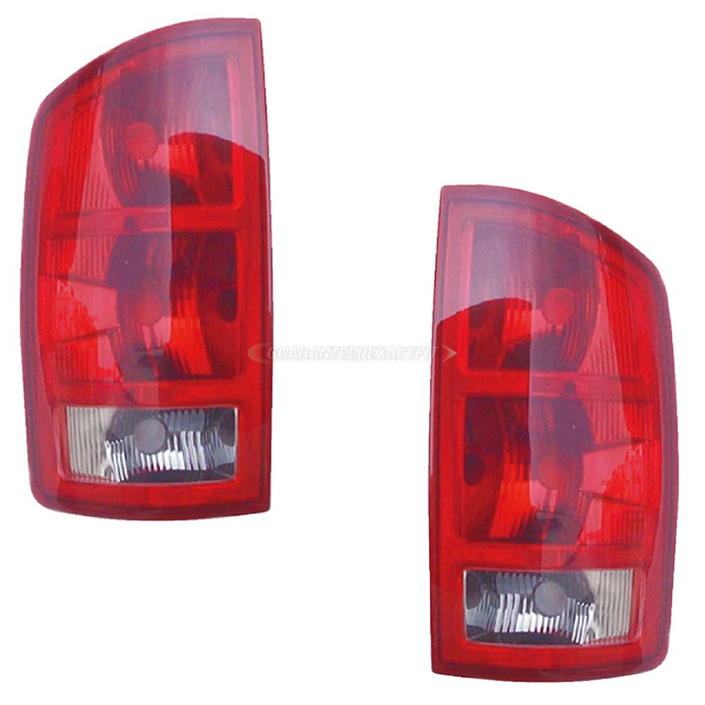 2004 Dodge Ram Trucks Tail Light Assembly Pair