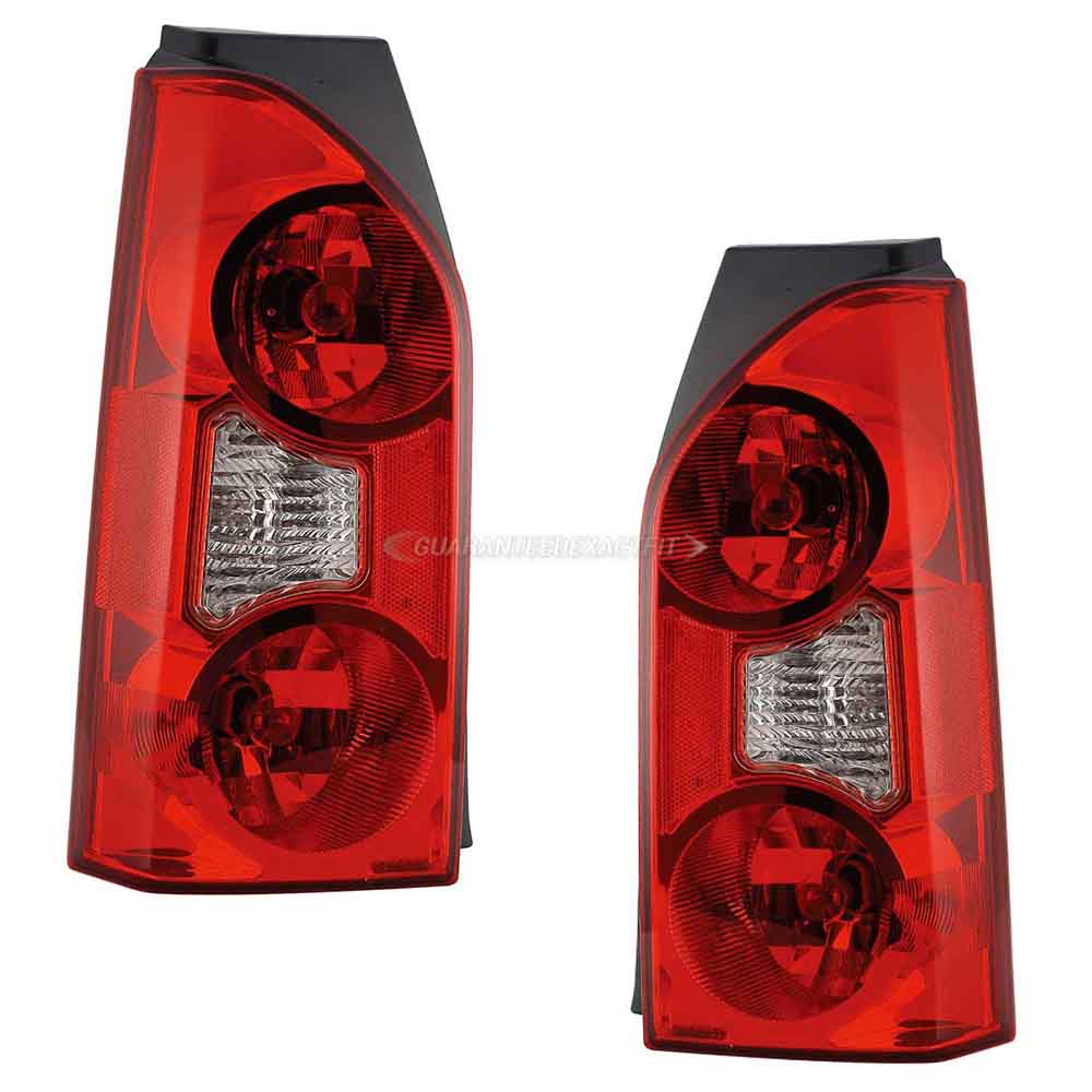 2012 Nissan Xterra Tail Light Assembly Pair