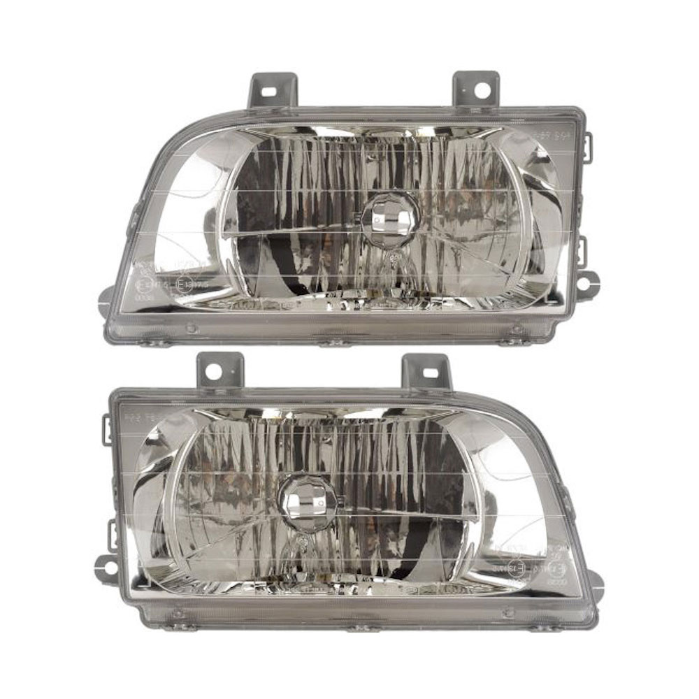 Kia Sportage Headlight Assembly Pair