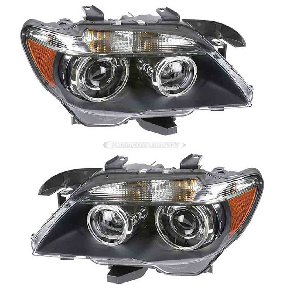 2012 Mercedes Benz C250 Headlight Assembly Pair