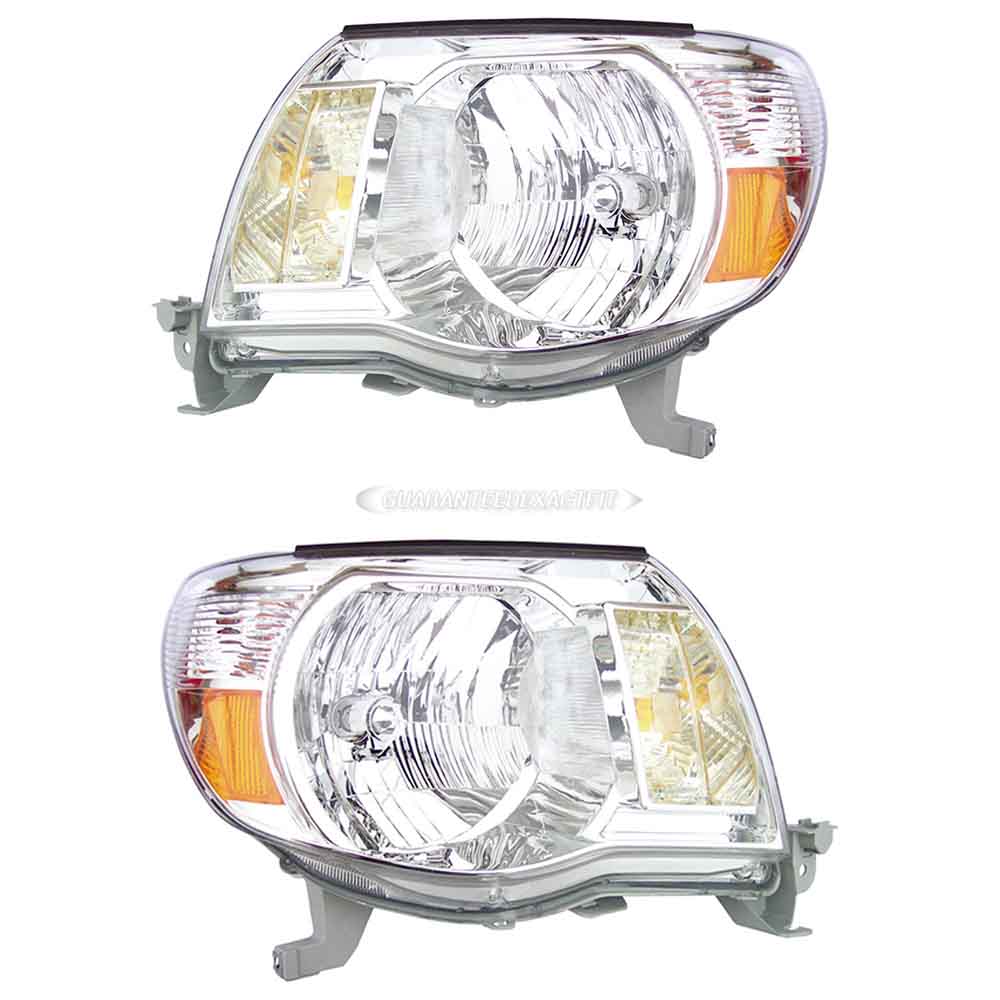 2007 Toyota Tacoma Headlight Assembly Pair