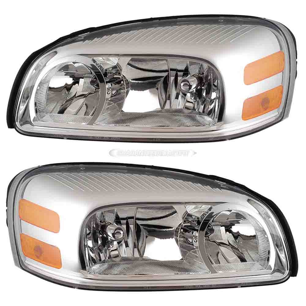 2007 Chevrolet Uplander Headlight Assembly Pair