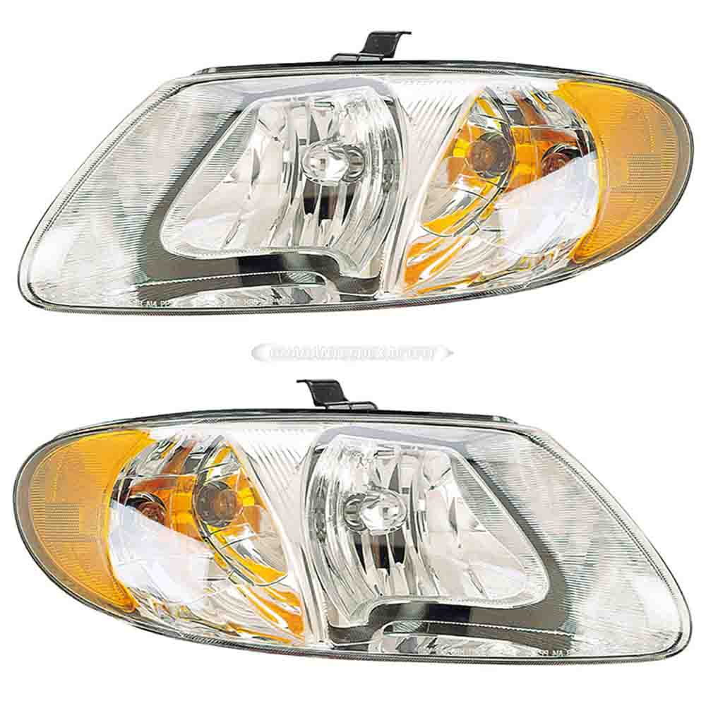2004 Dodge Caravan Headlight Assembly Pair