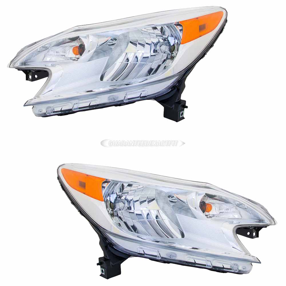2014 Nissan Versa Note Headlight Assembly Pair