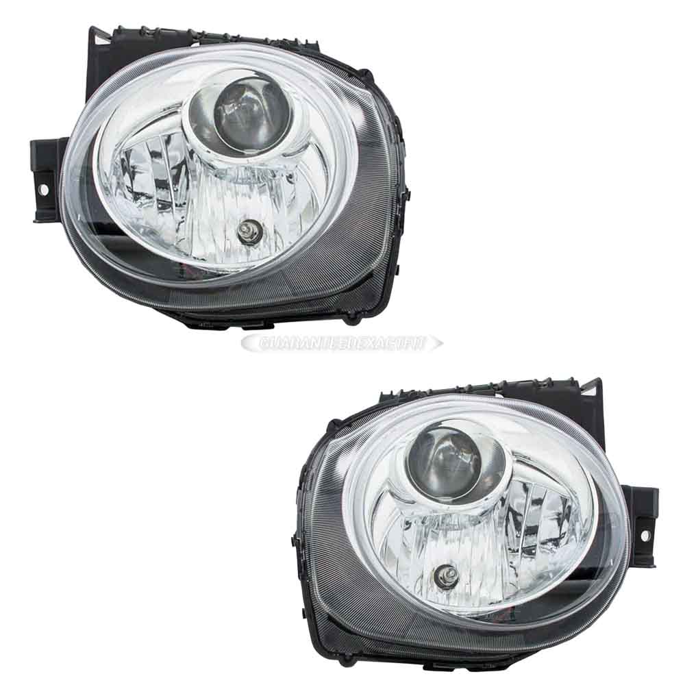 2015 Nissan Juke Headlight Assembly Pair