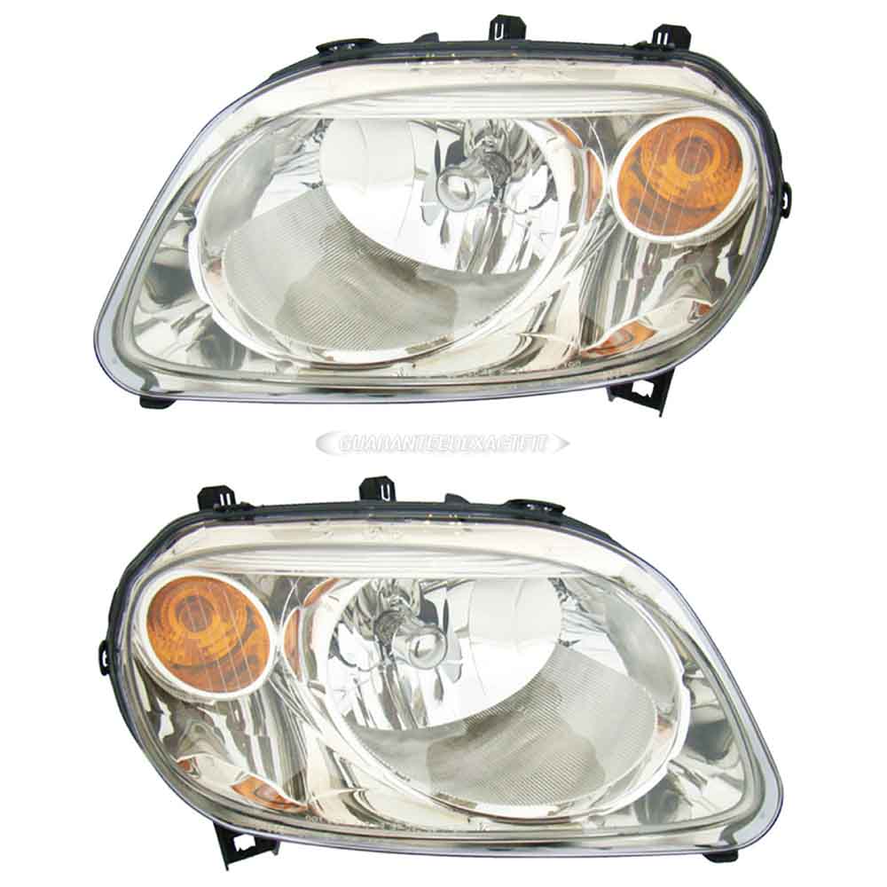 2009 Chevrolet HHR Headlight Assembly Pair