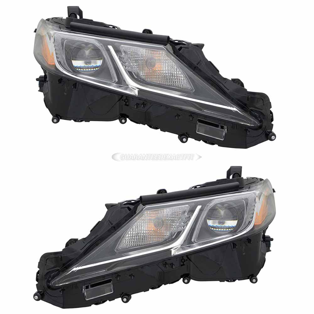 2018 Toyota Camry Headlight Assembly Pair