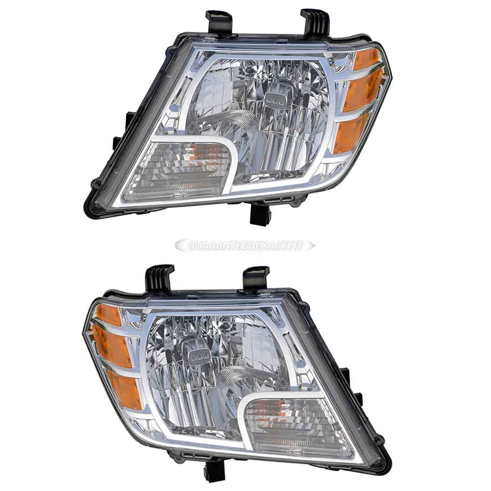 2014 Nissan Frontier Headlight Assembly Pair