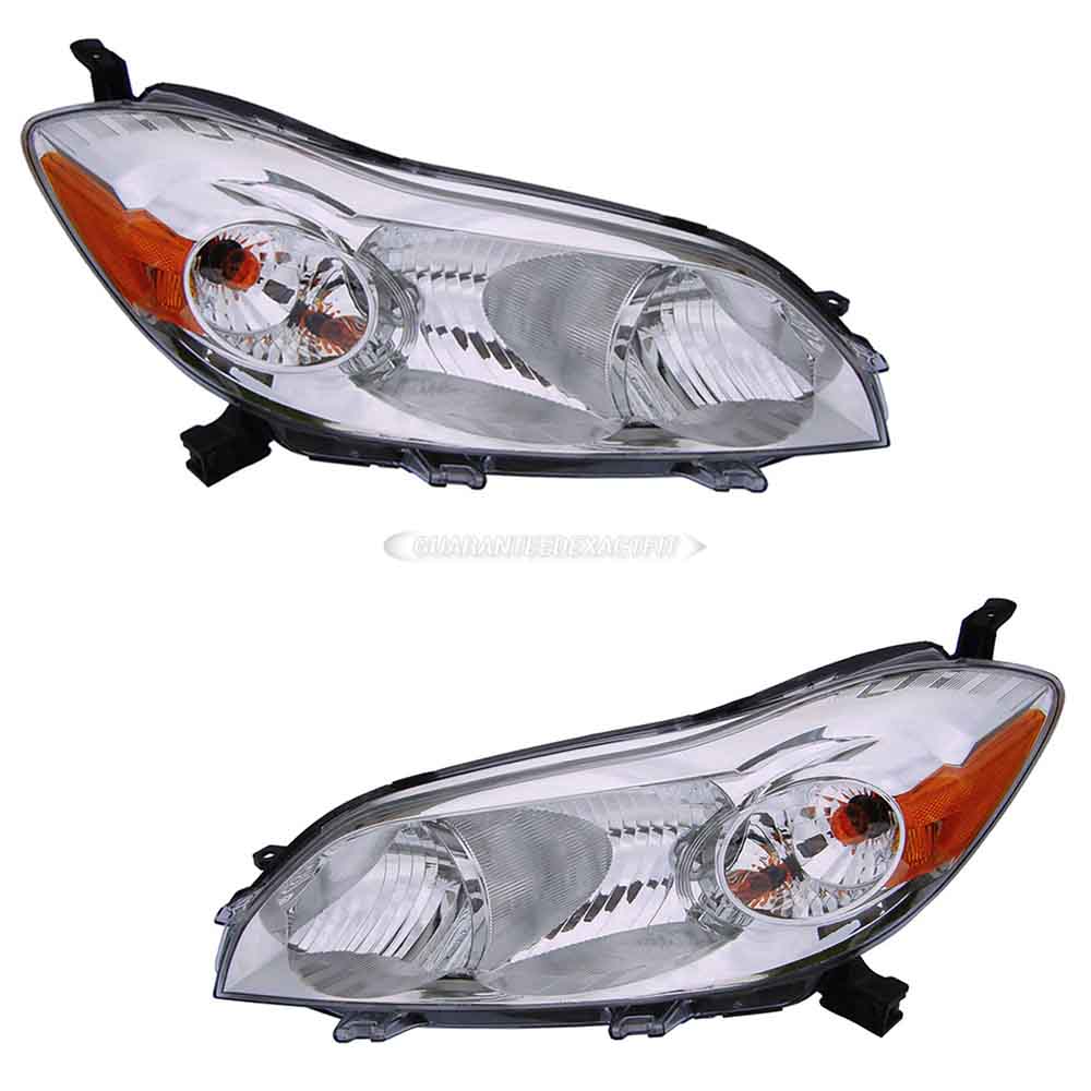 2012 Toyota Matrix Headlight Assembly Pair