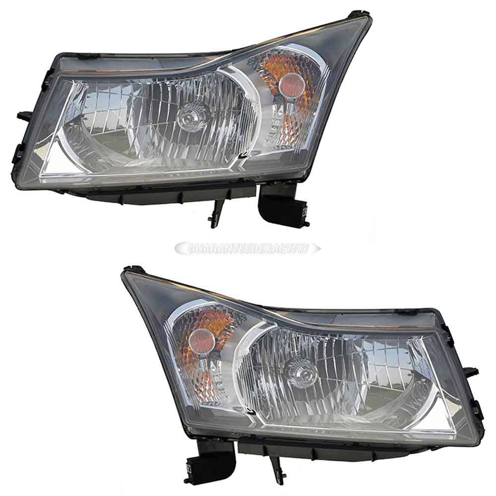2012 Chevrolet Cruze Headlight Assembly Pair