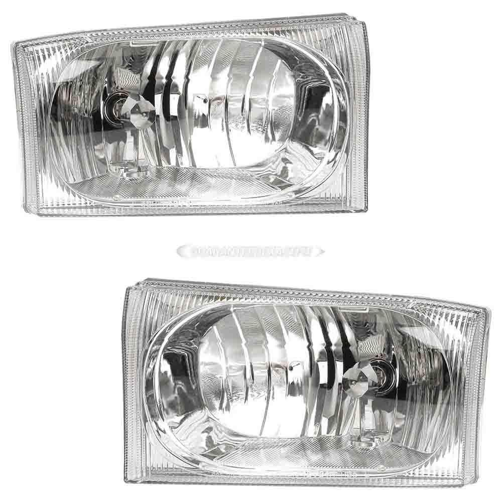 2004 Ford Excursion Headlight Assembly Pair