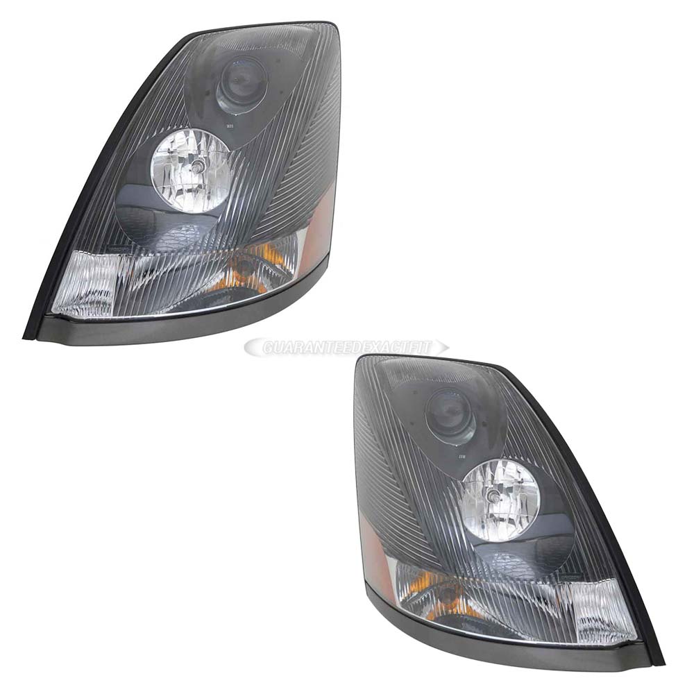 2004 Volvo VN Headlight Assembly Pair
