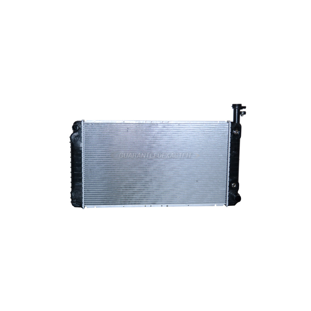 2004 Chevrolet Express 2500 Radiator