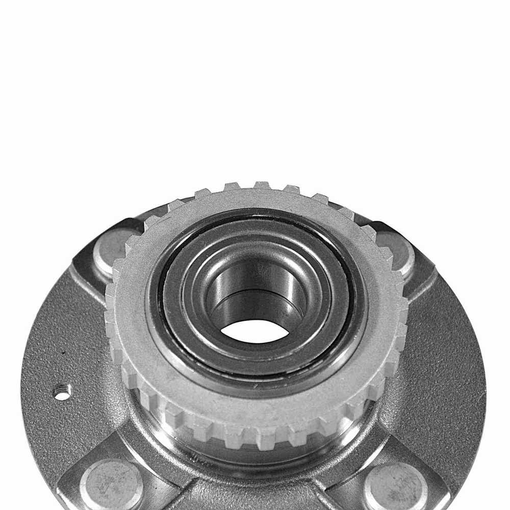2000 Hyundai Elantra Wheel Hub Assembly