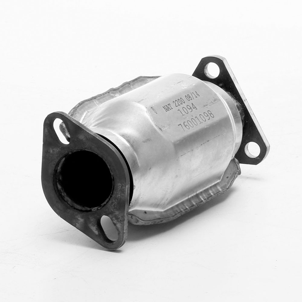 2000 Mitsubishi Diamante Catalytic Converter EPA Approved