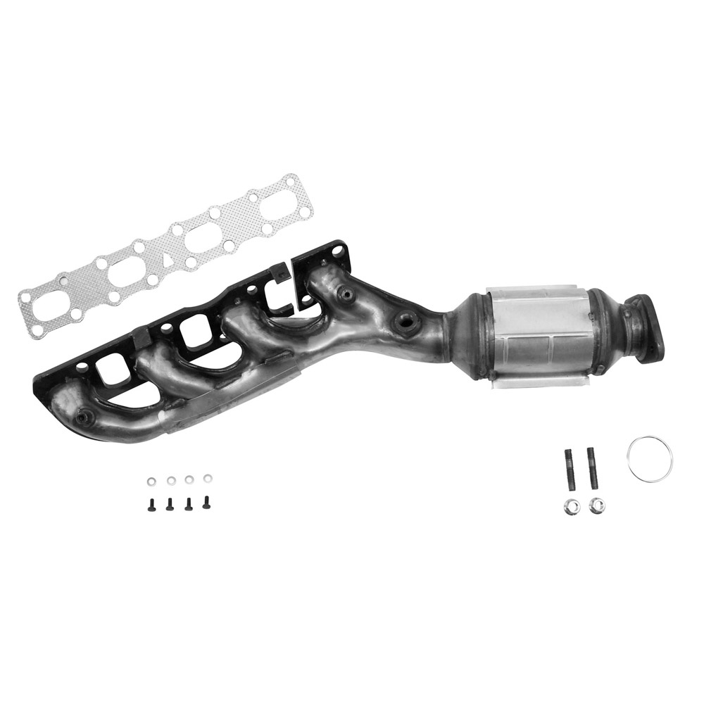 2012 Nissan Pathfinder Catalytic Converter w/ Exhaust Manifold
