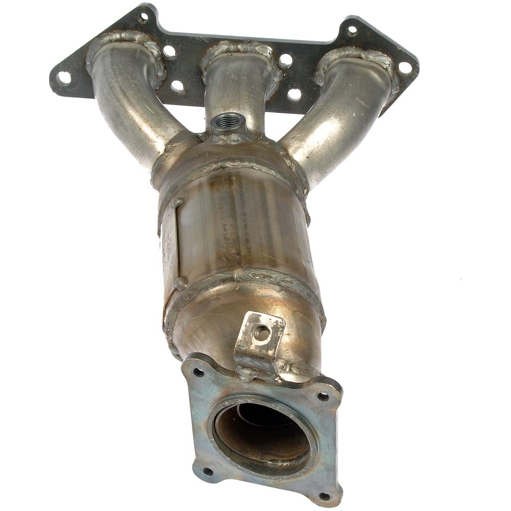 2004 Volvo S80 Catalytic Converter w/ Exhaust Manifold
