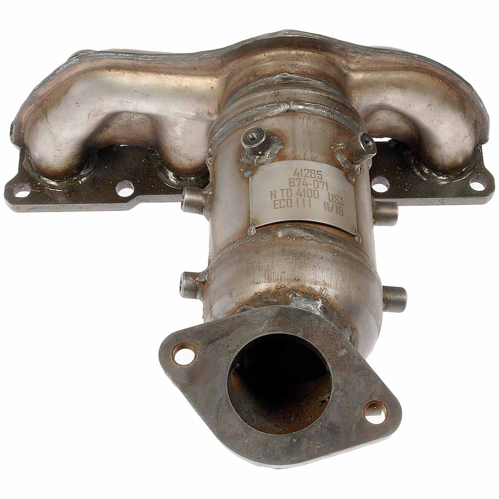 2014 Kia Sorento Catalytic Converter w/ Exhaust Manifold