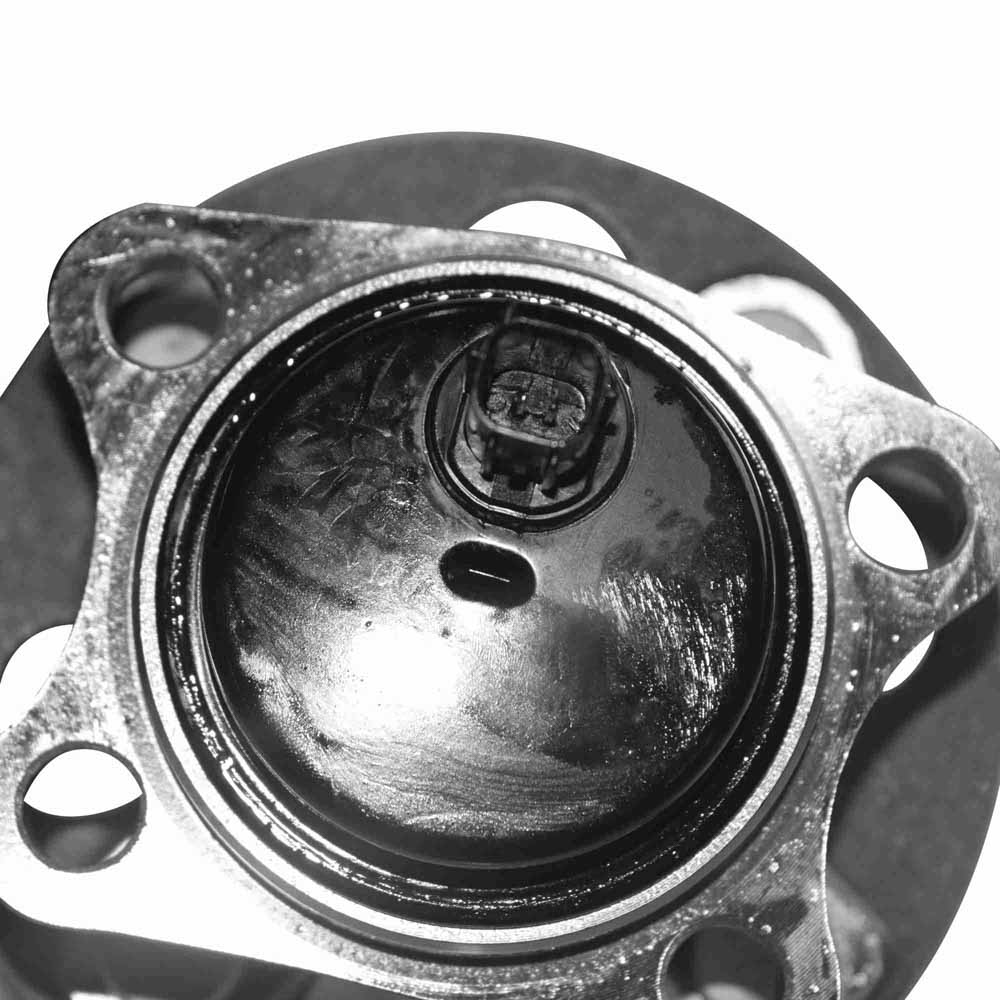 2007 Toyota Yaris Wheel Hub Assembly