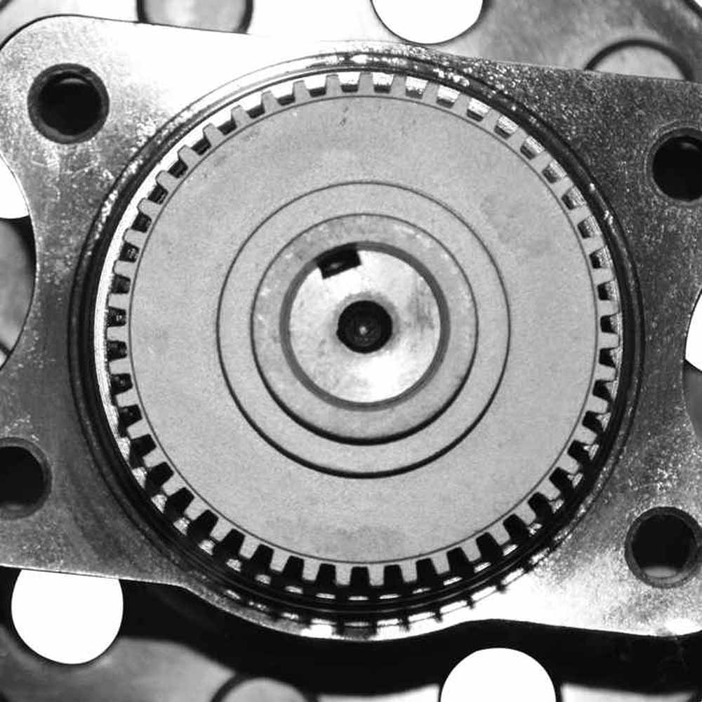 2007 Kia Rondo Wheel Hub Assembly